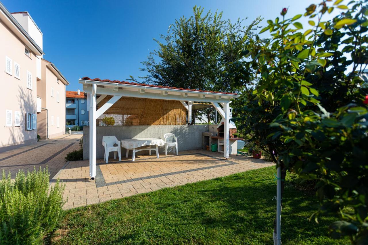 Apartments Crnekovic Jasna บัชกา ภายนอก รูปภาพ