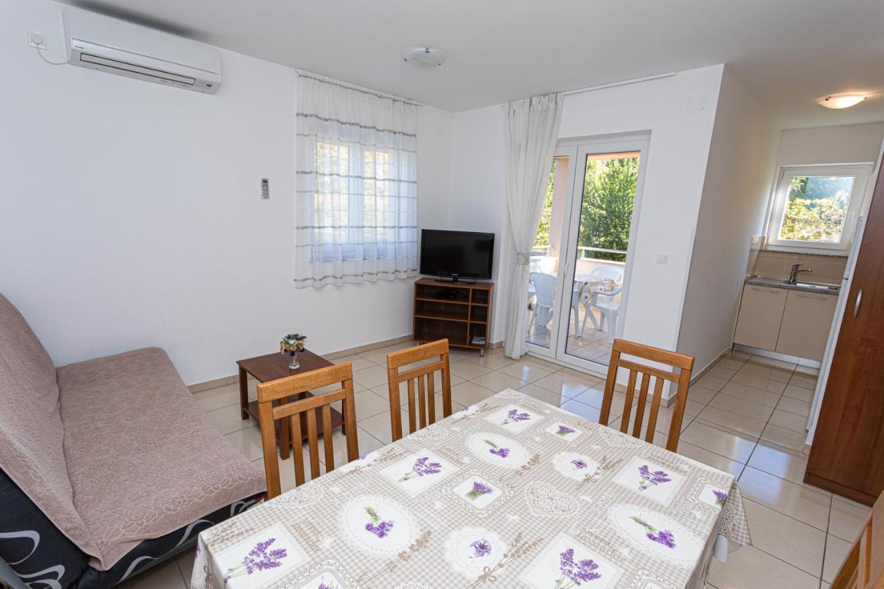 Apartments Crnekovic Jasna บัชกา ภายนอก รูปภาพ