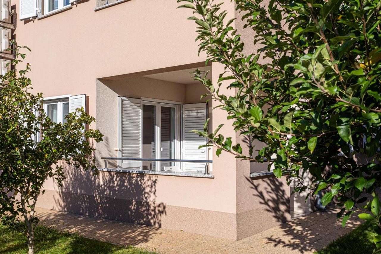 Apartments Crnekovic Jasna บัชกา ภายนอก รูปภาพ
