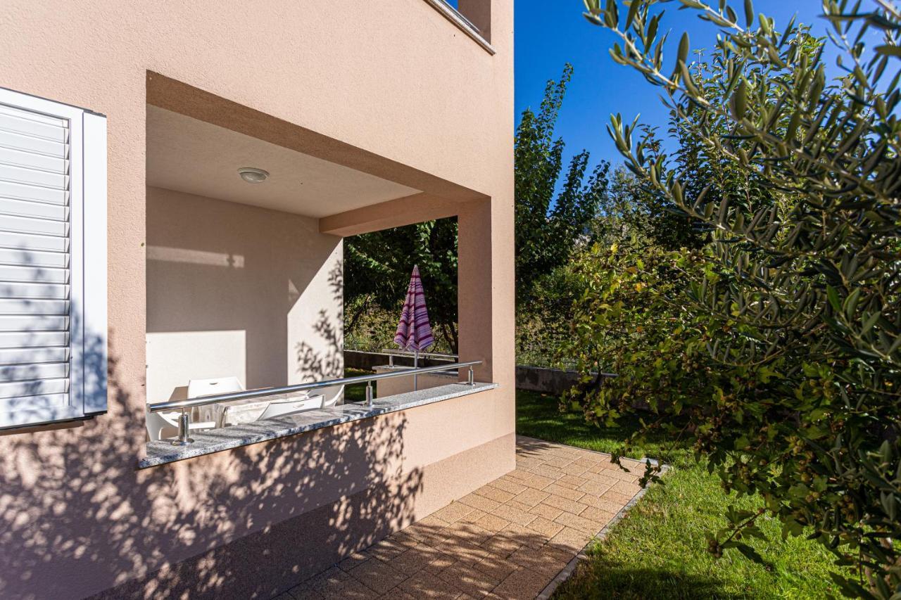 Apartments Crnekovic Jasna บัชกา ภายนอก รูปภาพ