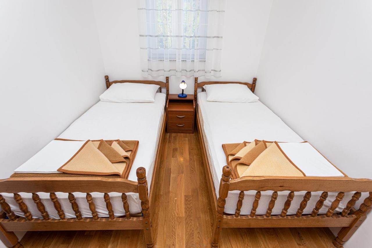 Apartments Crnekovic Jasna บัชกา ภายนอก รูปภาพ