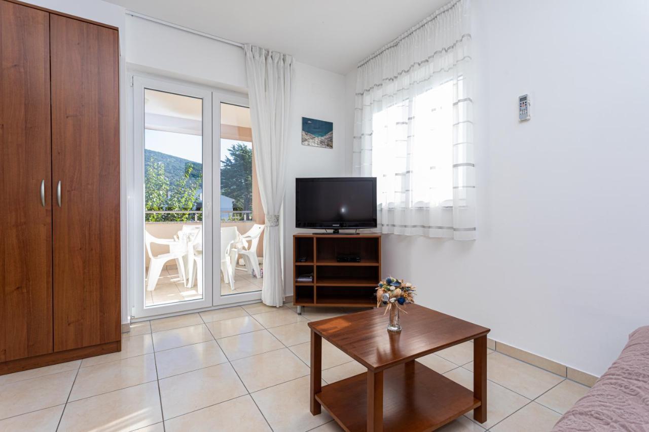 Apartments Crnekovic Jasna บัชกา ภายนอก รูปภาพ